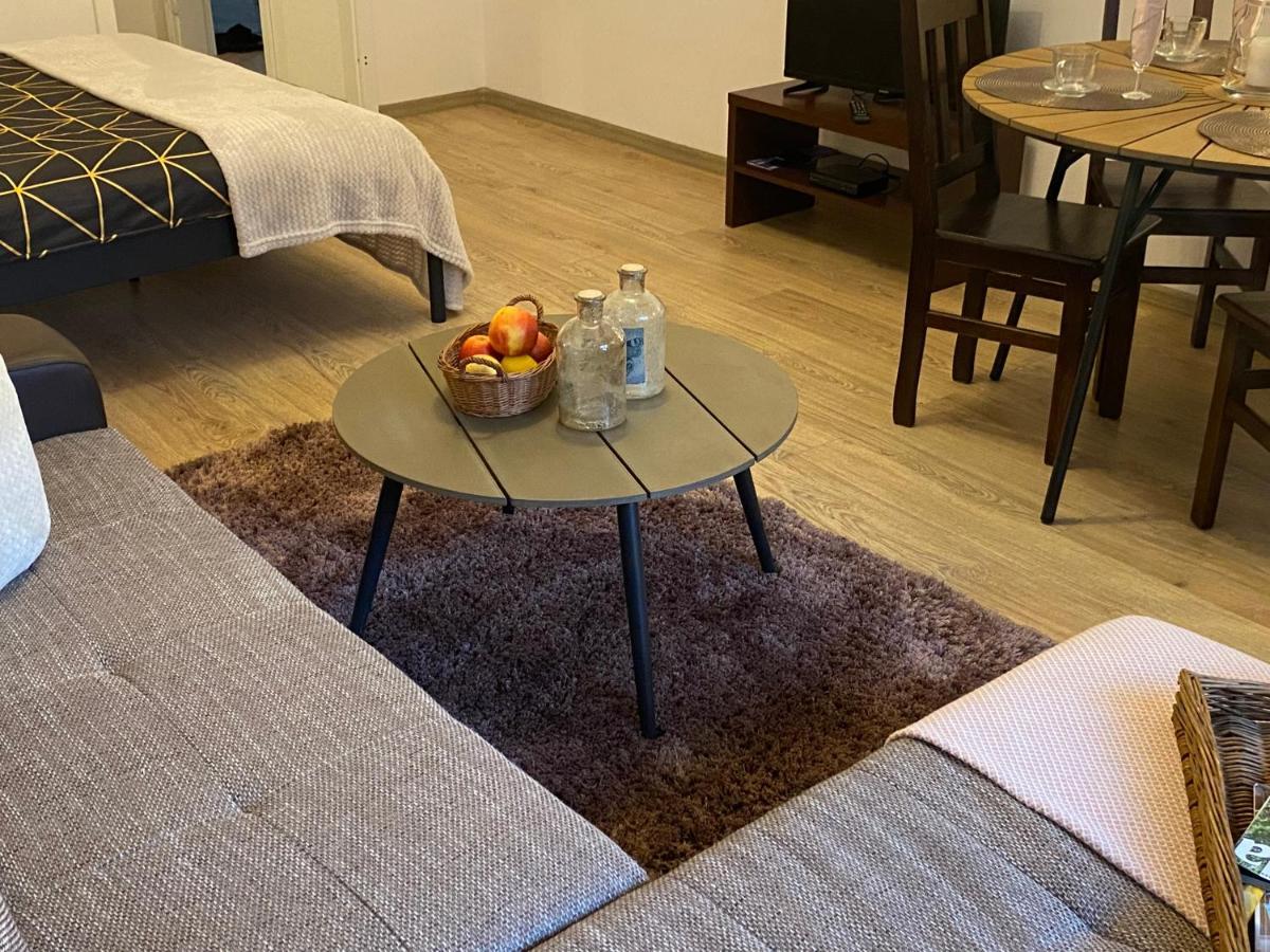 Apartament Arsenal Apartment Warsawa Bagian luar foto